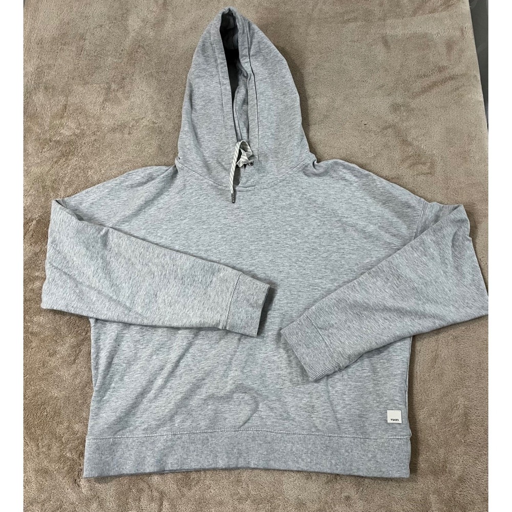 Vuori Halo Essential Hoodie Women's Medium Gray Pullover Long Sleeve EUC